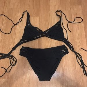 Robin Piccone bikini